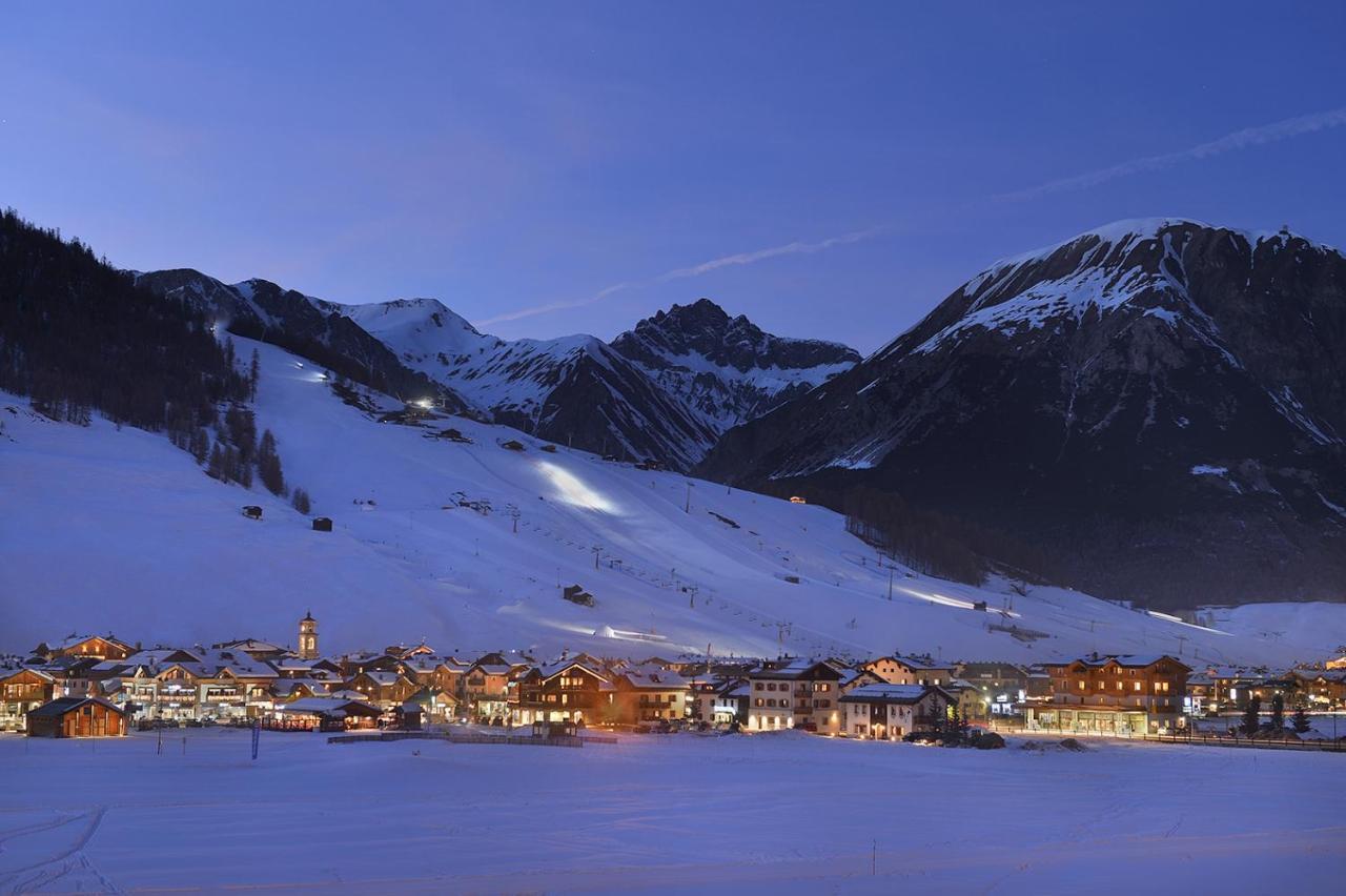 Hotel Compagnoni Livigno Bagian luar foto